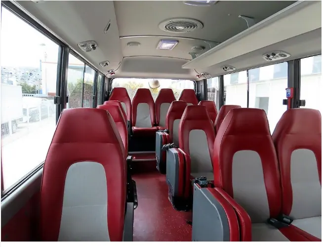 Chi tiết Xe buýt nhỏ 25 chỗ